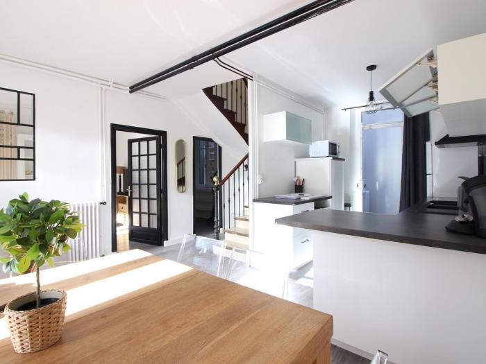 Maison spacieuse à La Bourboule avec jardin et wifi, idéale pour 9 pers. - FR-1-608-237