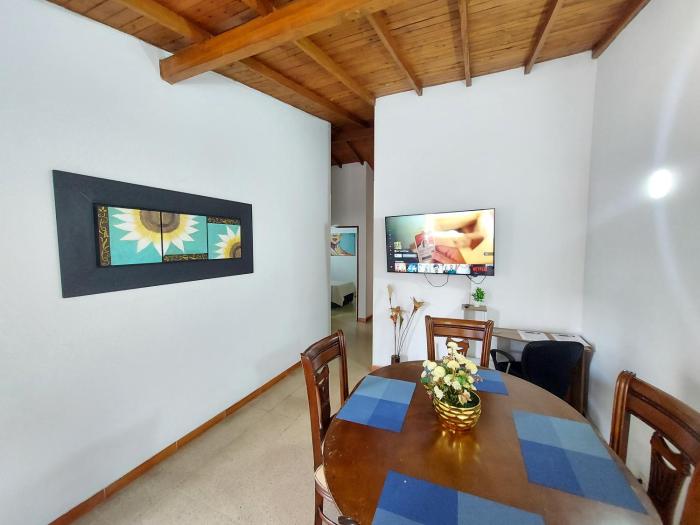 Casa Barrio Poblado Sector Manila - Parking