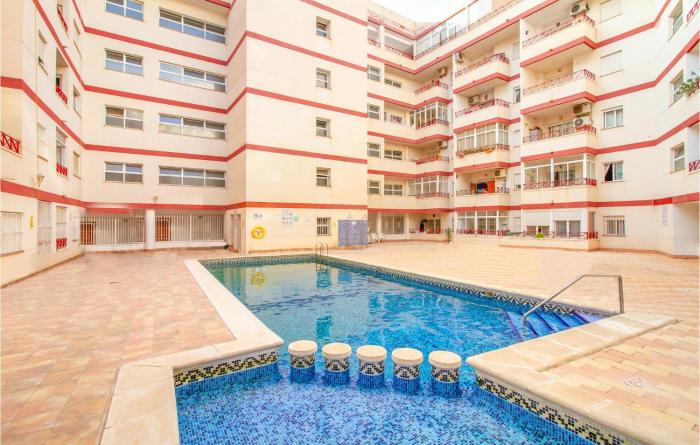 Amazing apartment in Torrevieja with Outdoor swimming pool WiFi and 2 Bedrooms
