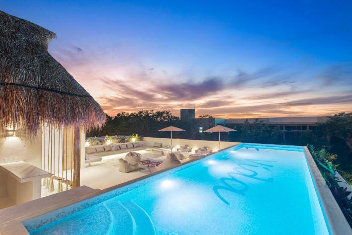 Casa Vida Luxury Villa 6bd 7br sleeps up to 19 in Aldea Zama Tulum