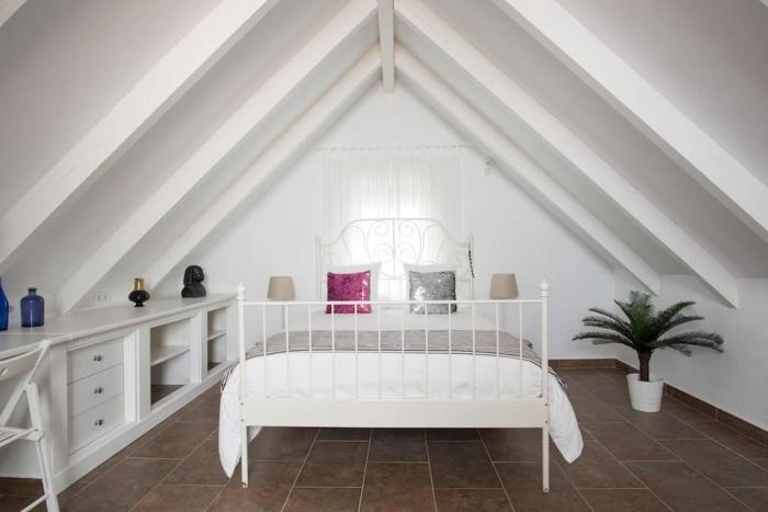 CASARA CUATRO - Charming warm loft close to the beach