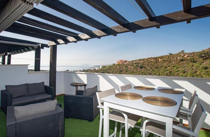 Rock Bay I 2392 beautiful seaview penthouse