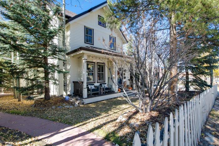 Ridge Street Chalet Home: Historic District Charm