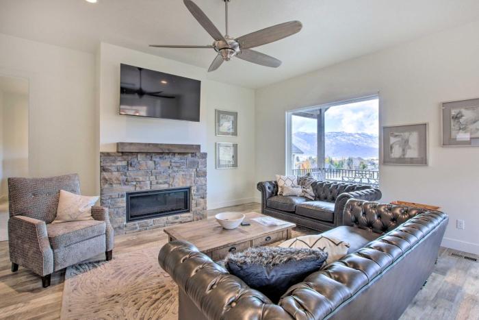 Scenic Eden Gem w Hot Tub ~ 6 Mi to Ski Area