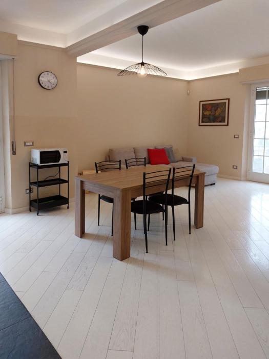 Redipuglia 76 vicino a ospedale e spiaggia