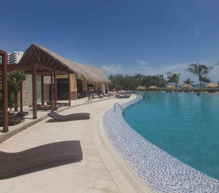 CONDOMINIO EN SANTA MARTA CON SALIDA AL MAR