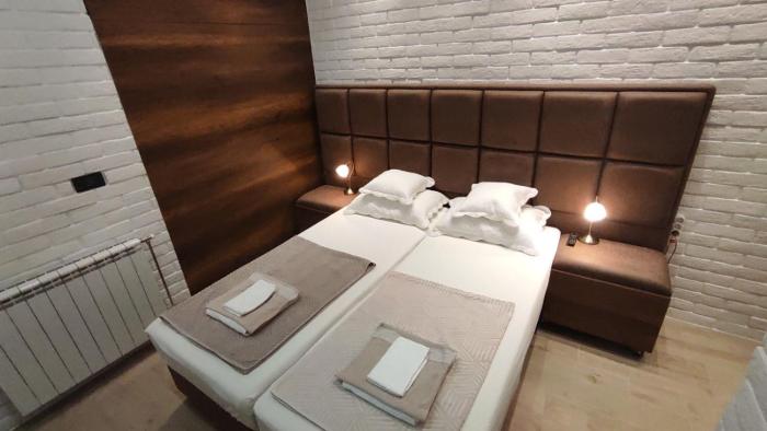 Sky is the limitNovi Sad *