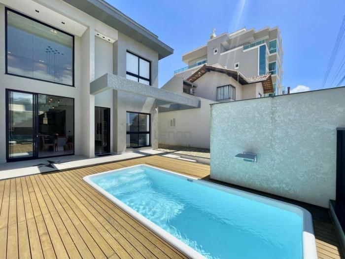 292 - Casa Luxo na Praia de Canto Grande