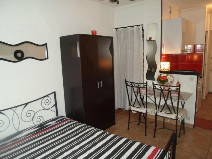 Mini-studio à Balaruc-les-Bains, proche étang et thermes - FR-1-503-107
