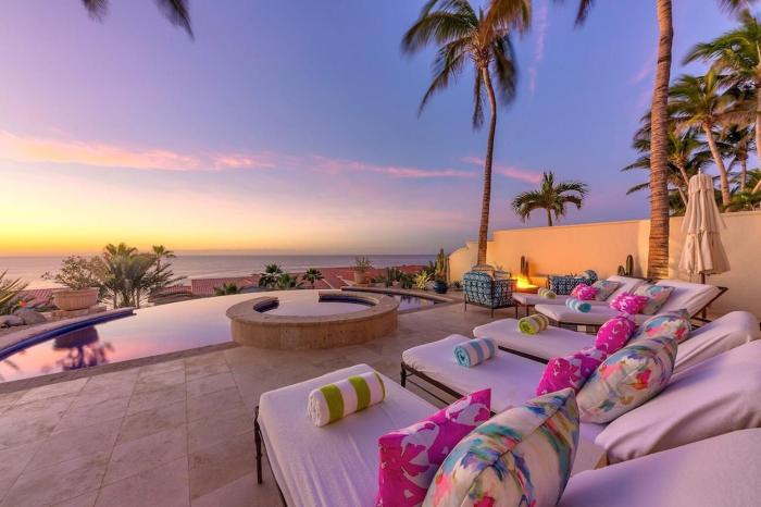 Luxurious 5bd Del Mar Palmilla Villa Staffed and Swimmable Beach