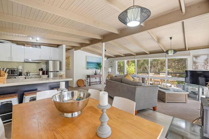 Amongst The Ti Trees Rye