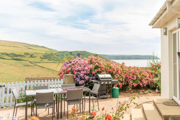 Lower Upover - Woolacombe-4 Bed-Sleeps 7-TJSLUO