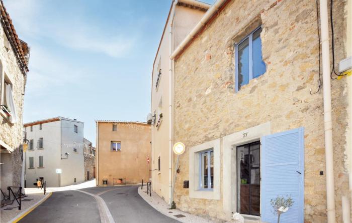 Gorgeous Home In Villeseque Des Corbier