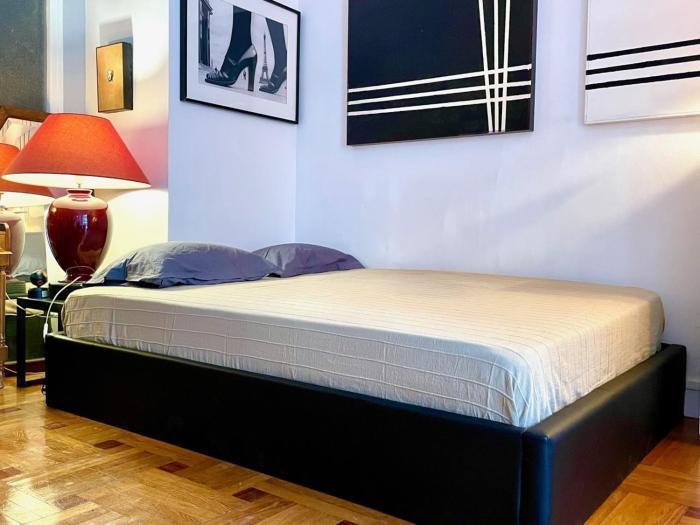 Seaside vintage studio