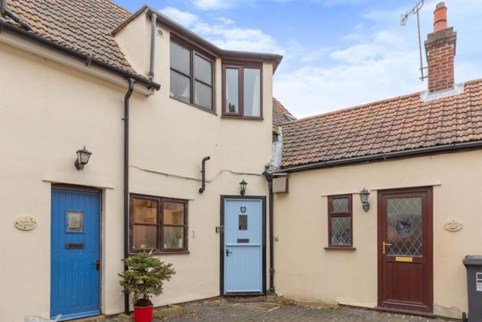 5 Stable Cottages , Hartington Road, Cromer.North Norfolk. NR27 0EJ