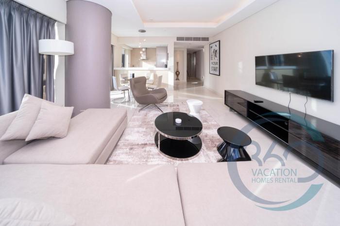 Luxury 2BR Apartment in Paramount Towers Business Bay