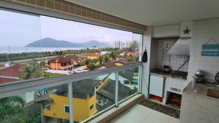 Apto. Frente para o mar