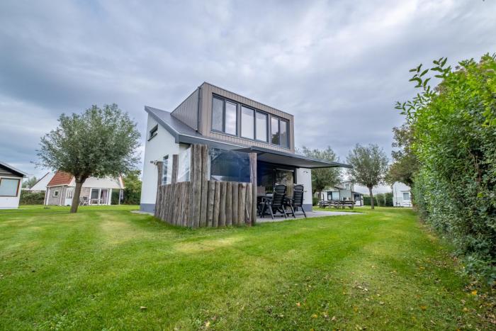 Vakantiehuis aan de duinen van Vlissingen VL22