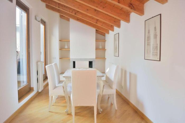 Mansarda in Piazza Duomo