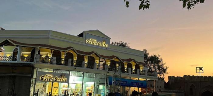 Hotel Green Castle (Heritage Hotel)