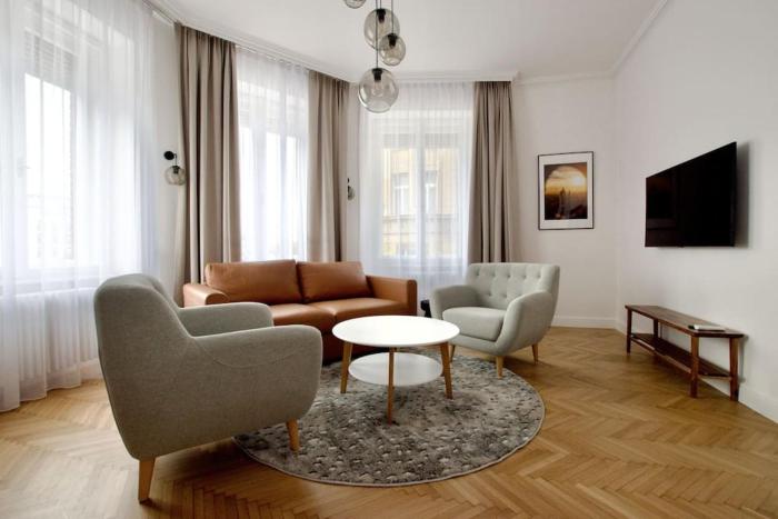 Premium Apartment by Hi - Central 2 BR - best view