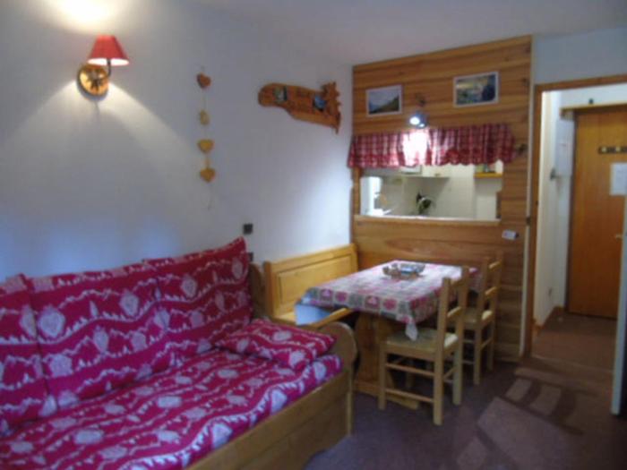 Studio cosy pour 4 pers. à Valfréjus, idéal ski, proche télécabine et commerces - FR-1-561-101