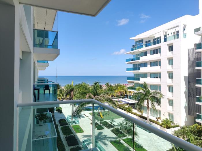 Apartamento con vista al mar