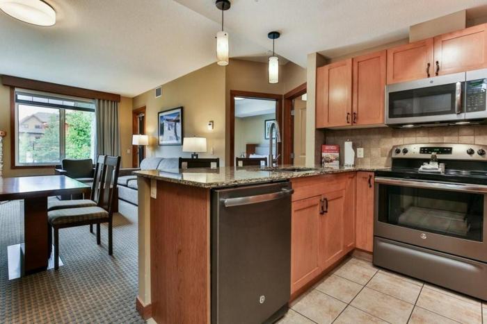 Luxury Falcon Crest Lodge 1 Bedroom 1 Pullout Kitchen Hot Tub
