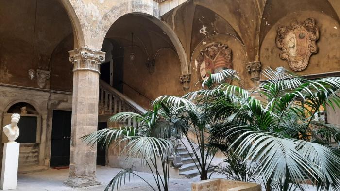 Palazzo Larioni dei Bardi