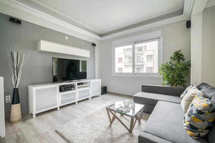 Charming Contemporary 2 bedroom apartment