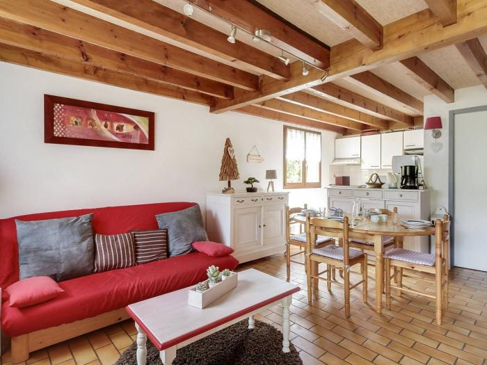 Chalet 2 chambres, 6 pers, terrasse, balcon, parking, wifi, près ski et commerces - FR-1-401-52