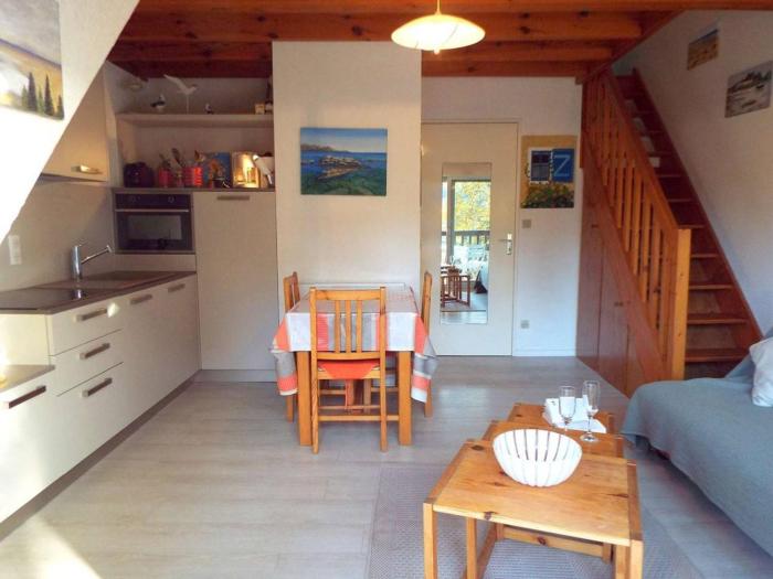 Carnac - Appartement cosy 2 pièces + mezzanine, Parking, Animaux admis - FR-1-477-51