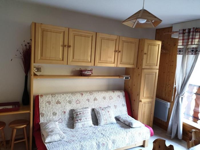 Studio cosy avec accès direct aux pistes à Saint-Jean-dAulps - FR-1-573-48
