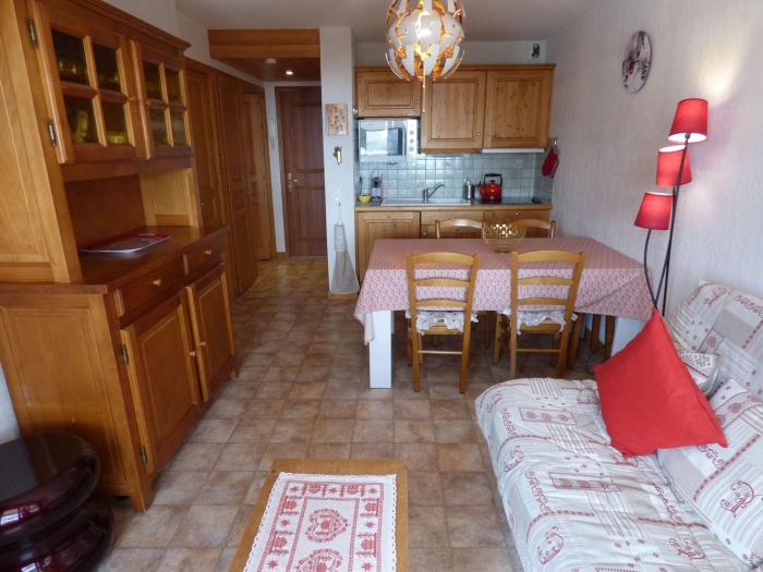 Appartement moderne avec balcon et garage, au pied des pistes au Chinaillon pour 4 personnes - FR-1-458-161