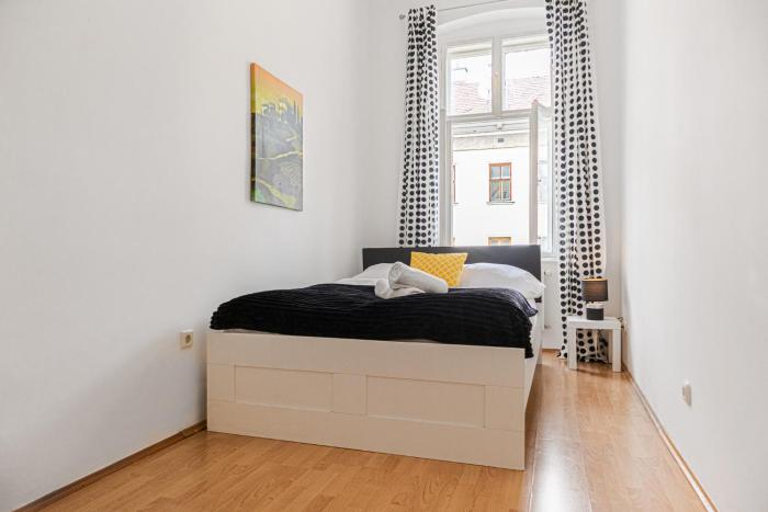 Typical 2BR Viennese Apartment Wiener Stadthalle