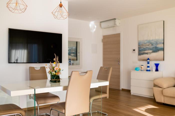 Casa ChiaLù by MONHOLIDAY