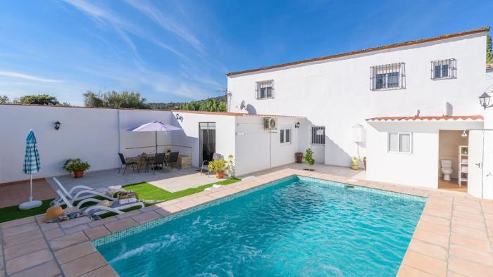 Casa Verde de Elena Benalauría by Ruralidays