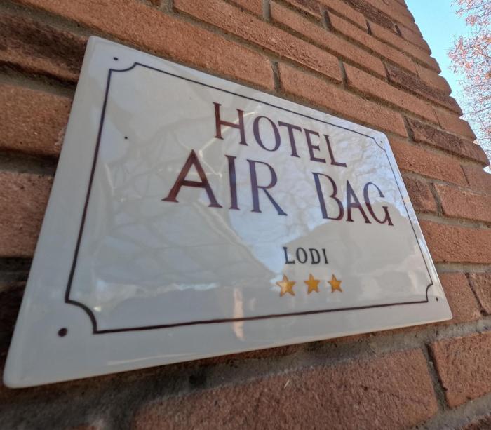 Hotel Air Bag
