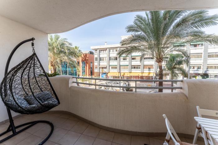Spacious 2bed family apartment in Puerto Marina