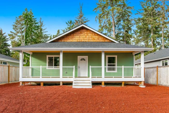 Salt, Sand, Surf, Repeat