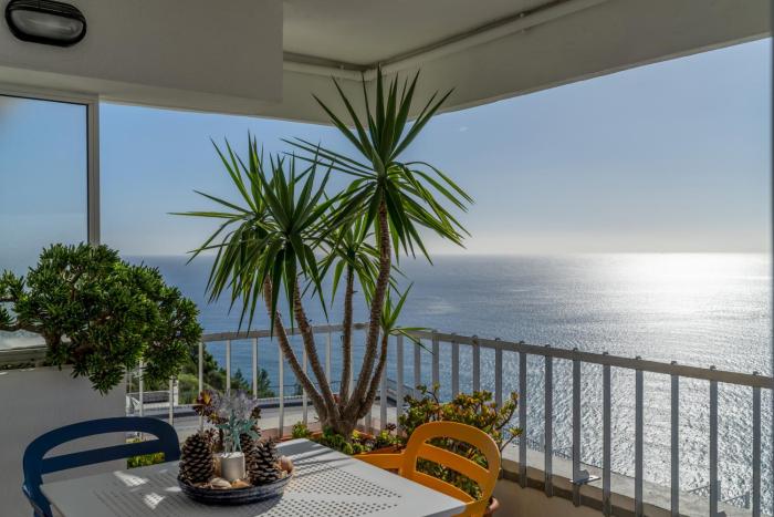 To see the sea apartment