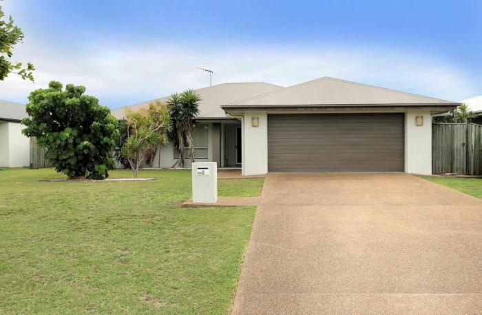 2 Starfish Crescent Bargara
