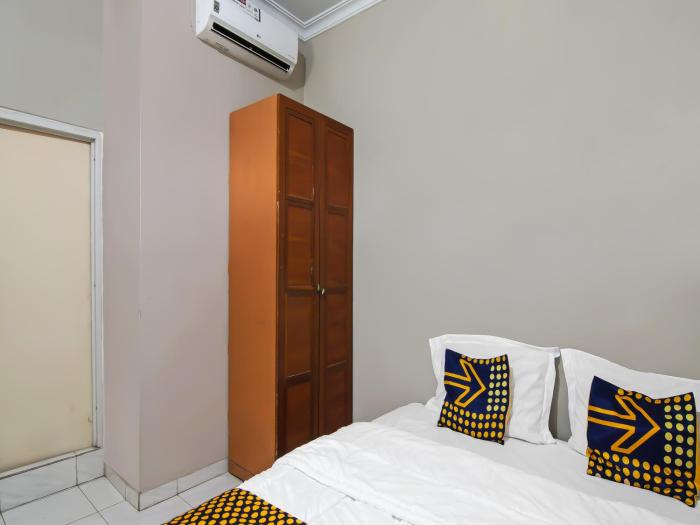 Hotel O Flamboyan 25 Homestay Syariah