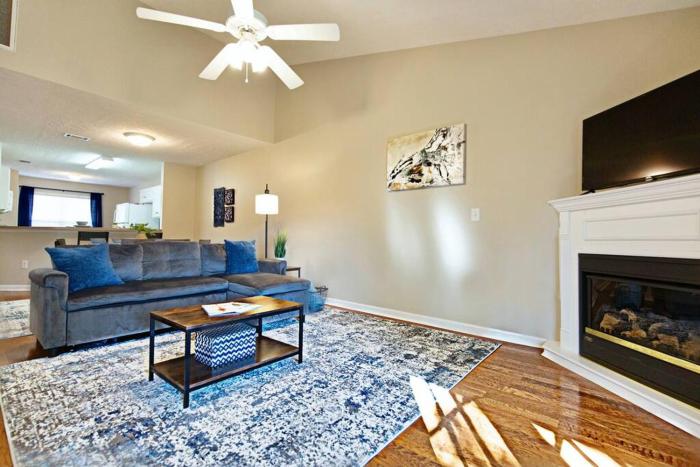 The Home Place & Prime Location Near I-20