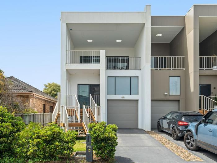 North Entrance Holiday Home