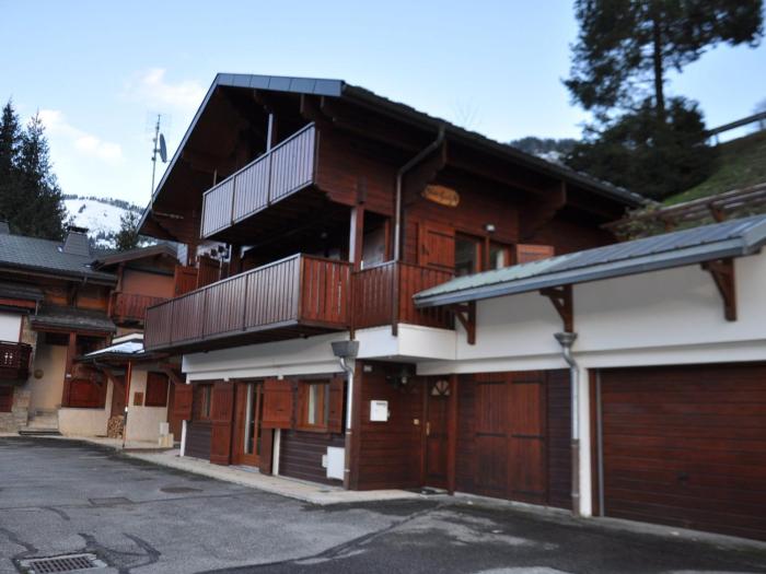 Chalet spacieux 5 chambres proche des remontées à Châtel - FR-1-693-2