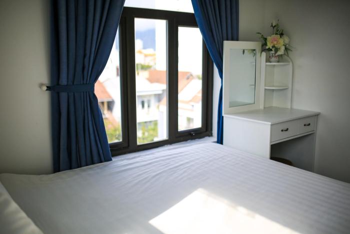 POOL Seaview - 4B - Blue Sea - Balcony - Bathtub