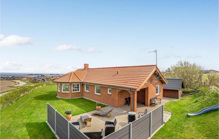 Awesome Home In Lemvig With Kitchen