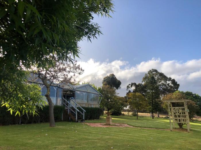 Mondurup Escape - Kendenup