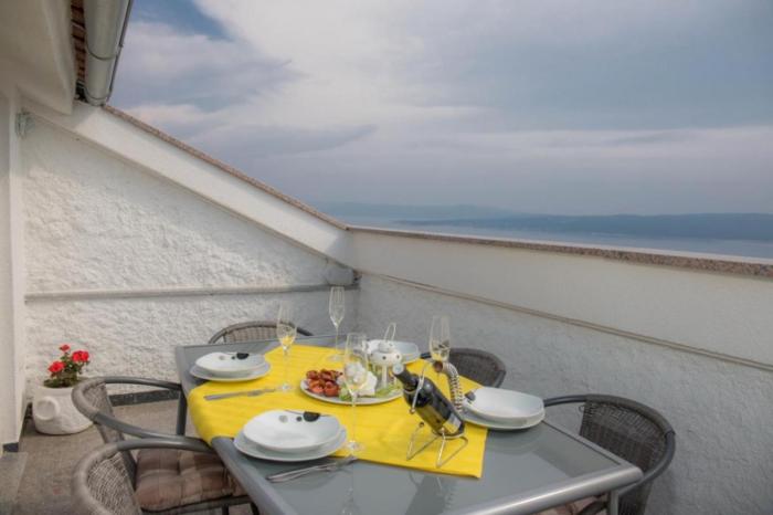 Apartment in Crikvenica with sea view, terrace, air conditioning, WiFi 4628-55